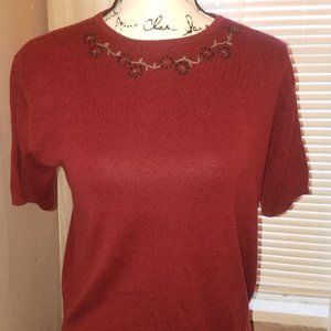 Jaclyn Smith short sleeved embroidered neck sweater